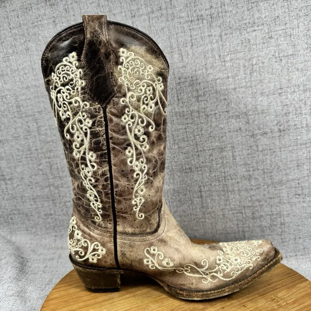 Corral check out